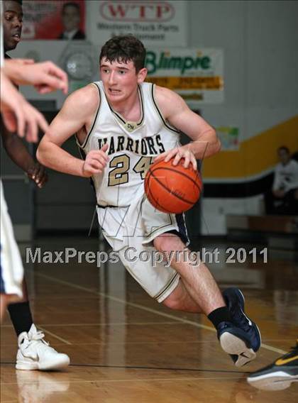 Thumbnail 2 in Kennedy vs. Del Norte (Hornet Classic Tournament) photogallery.