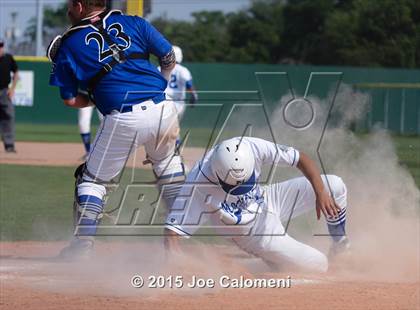 Thumbnail 1 in   MacArthur [Douglas] vs New Braunfels (UIL 6A Bi-District Playoff) photogallery.