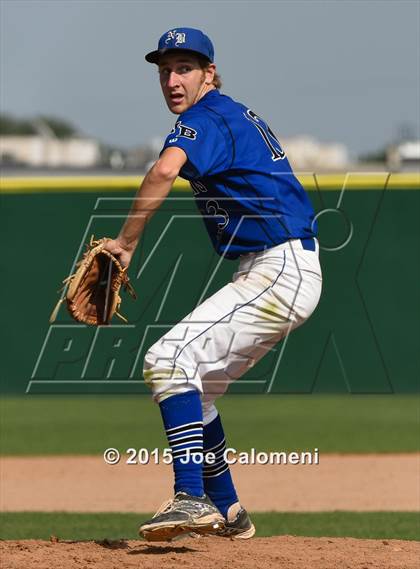 Thumbnail 3 in   MacArthur [Douglas] vs New Braunfels (UIL 6A Bi-District Playoff) photogallery.