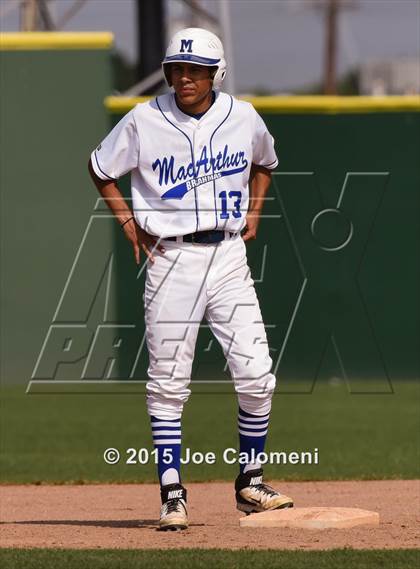 Thumbnail 2 in   MacArthur [Douglas] vs New Braunfels (UIL 6A Bi-District Playoff) photogallery.