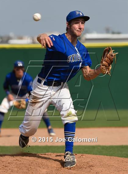 Thumbnail 1 in   MacArthur [Douglas] vs New Braunfels (UIL 6A Bi-District Playoff) photogallery.