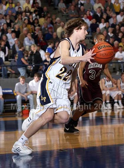Thumbnail 1 in Highland Park vs. Sherman (Texas 4A Region 2 Quarterfinal) photogallery.