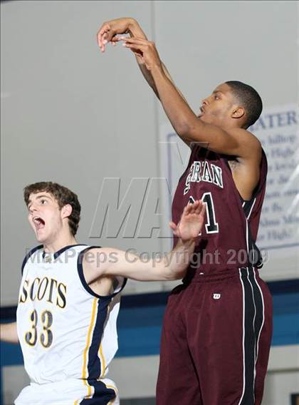 Thumbnail 3 in Highland Park vs. Sherman (Texas 4A Region 2 Quarterfinal) photogallery.