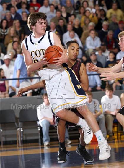 Thumbnail 2 in Highland Park vs. Sherman (Texas 4A Region 2 Quarterfinal) photogallery.