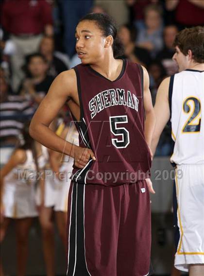 Thumbnail 3 in Highland Park vs. Sherman (Texas 4A Region 2 Quarterfinal) photogallery.