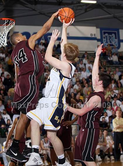 Thumbnail 3 in Highland Park vs. Sherman (Texas 4A Region 2 Quarterfinal) photogallery.