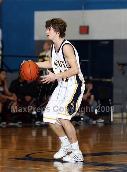 Thumbnail 2 in Highland Park vs. Sherman (Texas 4A Region 2 Quarterfinal) photogallery.