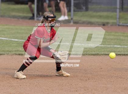 Thumbnail 3 in Charleston @ Mt. Zion (IHSA 3A Regional Final) photogallery.