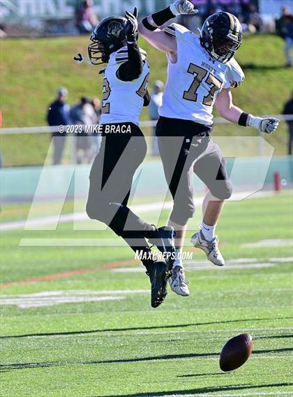 Thumbnail 3 in Bishop Hendricken vs. North Kingstown (RIIL State Championship Final) photogallery.