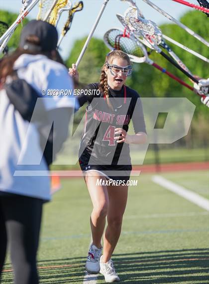 Thumbnail 1 in Mount Sinai @ Westhampton Beach photogallery.