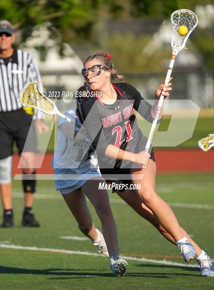 Thumbnail 1 in Mount Sinai @ Westhampton Beach photogallery.
