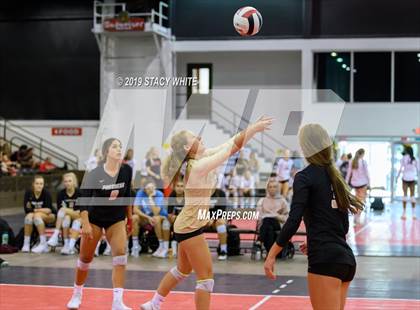 Thumbnail 3 in Port Charlotte vs. Plant (Circus City Invitational) photogallery.