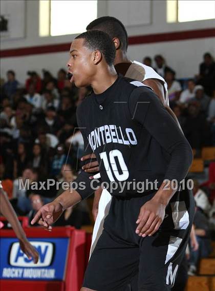 Thumbnail 2 in Montbello vs. Washington photogallery.