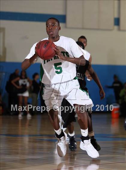 Thumbnail 2 in Montbello vs. Washington photogallery.