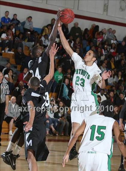 Thumbnail 3 in Montbello vs. Washington photogallery.