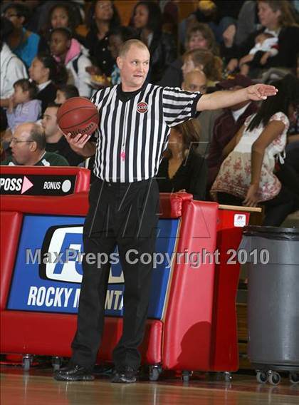 Thumbnail 1 in Montbello vs. Washington photogallery.
