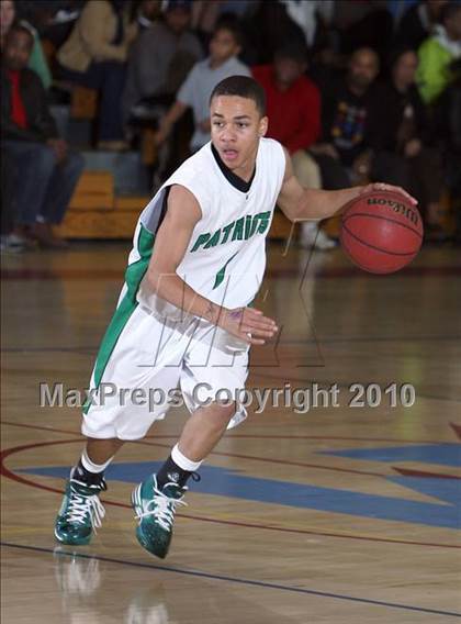 Thumbnail 3 in Montbello vs. Washington photogallery.