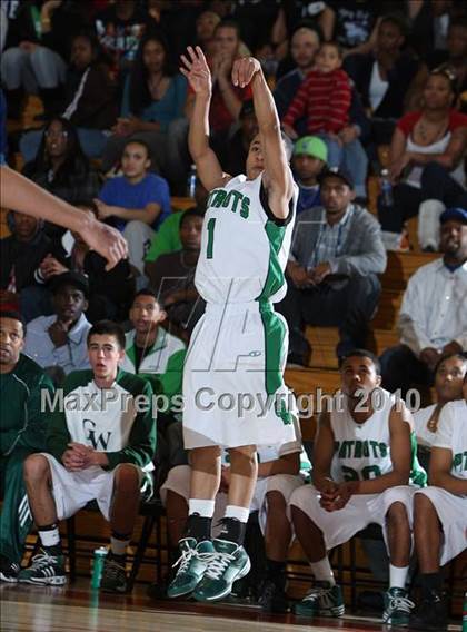 Thumbnail 1 in Montbello vs. Washington photogallery.