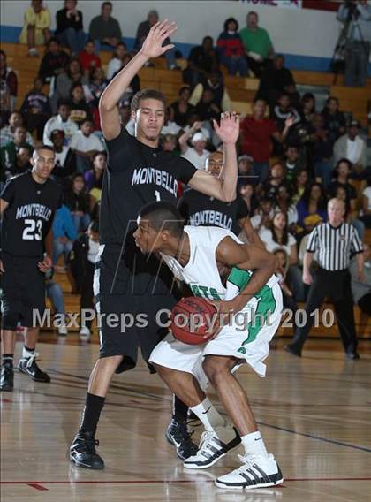 Thumbnail 1 in Montbello vs. Washington photogallery.