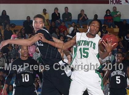 Thumbnail 3 in Montbello vs. Washington photogallery.