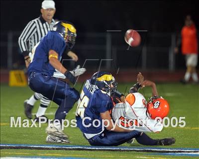 Thumbnail 1 in CSD-Fremont vs. Berean Christian photogallery.