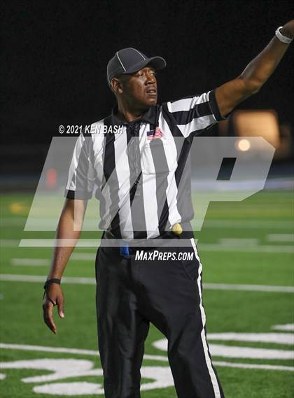 Thumbnail 3 in Oaks Christian @ Camarillo photogallery.