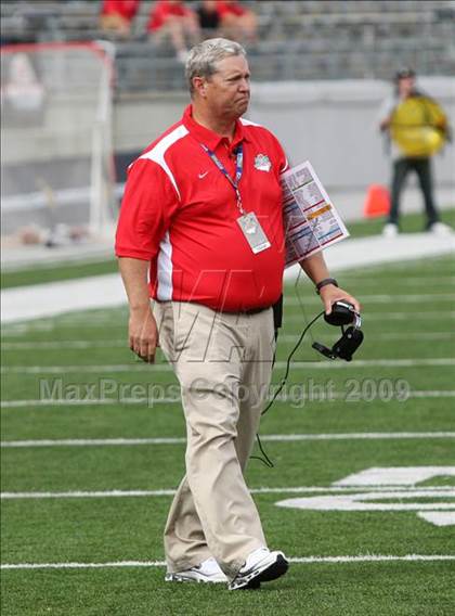 Thumbnail 2 in Lutheran vs. Pickerington Central (Kirk Herbstreit Varsity Football Series) photogallery.