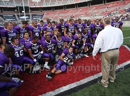 Thumbnail 1 in Lutheran vs. Pickerington Central (Kirk Herbstreit Varsity Football Series) photogallery.