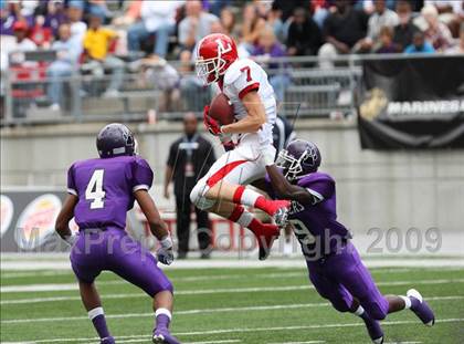 Thumbnail 3 in Lutheran vs. Pickerington Central (Kirk Herbstreit Varsity Football Series) photogallery.
