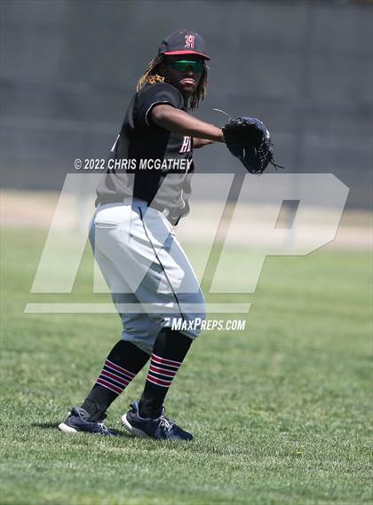 Thumbnail 1 in Hillcrest vs W.T. White photogallery.
