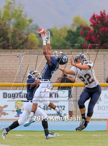 Thumbnail 1 in Camarillo vs. Arroyo Grande photogallery.