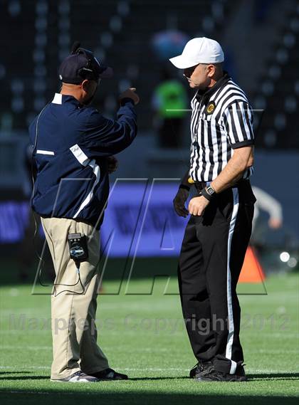 Thumbnail 3 in Marin Catholic vs. Madison (CIF State D3 Final) photogallery.