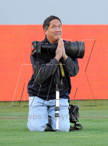 Thumbnail 2 in Marin Catholic vs. Madison (CIF State D3 Final) photogallery.