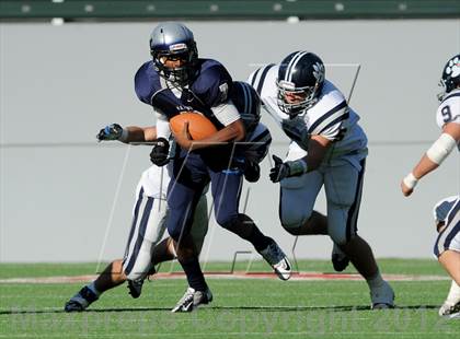 Thumbnail 2 in Marin Catholic vs. Madison (CIF State D3 Final) photogallery.