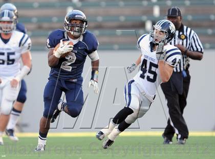 Thumbnail 1 in Marin Catholic vs. Madison (CIF State D3 Final) photogallery.