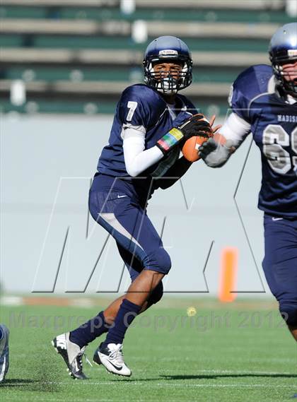 Thumbnail 2 in Marin Catholic vs. Madison (CIF State D3 Final) photogallery.