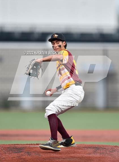 Thumbnail 3 in Lindblom @ Lane Tech photogallery.