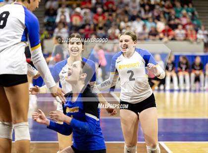 Thumbnail 3 in Legend vs. Rampart (CHSAA 5A Round 2) photogallery.