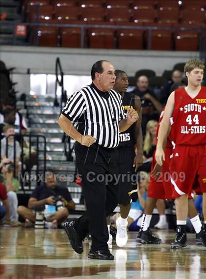 Thumbnail 3 in 2009 THCA All-Star Basketball Game photogallery.