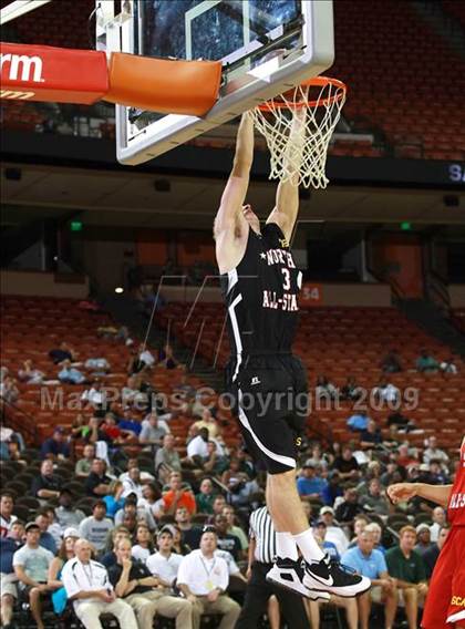 Thumbnail 3 in 2009 THCA All-Star Basketball Game photogallery.
