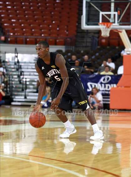 Thumbnail 3 in 2009 THCA All-Star Basketball Game photogallery.