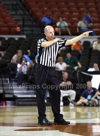 Thumbnail 3 in 2009 THCA All-Star Basketball Game photogallery.