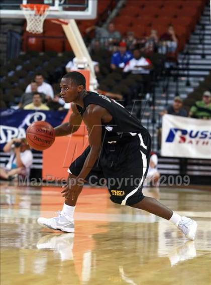 Thumbnail 3 in 2009 THCA All-Star Basketball Game photogallery.