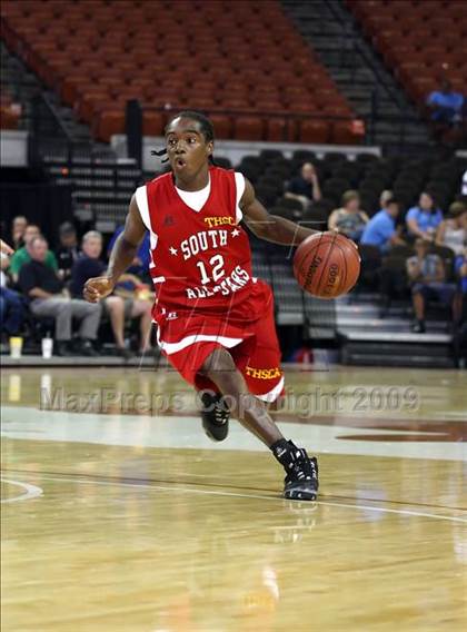 Thumbnail 3 in 2009 THCA All-Star Basketball Game photogallery.
