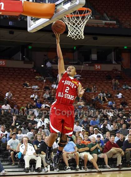 Thumbnail 3 in 2009 THCA All-Star Basketball Game photogallery.