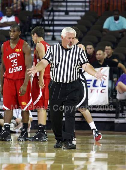Thumbnail 3 in 2009 THCA All-Star Basketball Game photogallery.