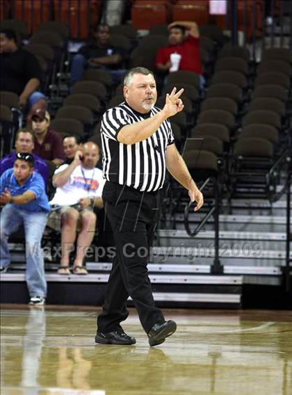 Thumbnail 3 in 2009 THCA All-Star Basketball Game photogallery.