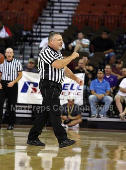 Thumbnail 1 in 2009 THCA All-Star Basketball Game photogallery.