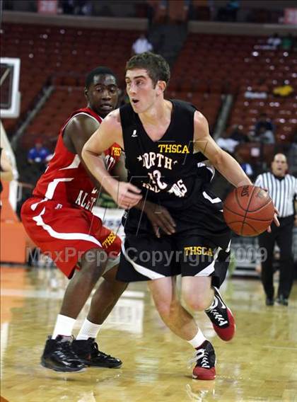 Thumbnail 3 in 2009 THCA All-Star Basketball Game photogallery.