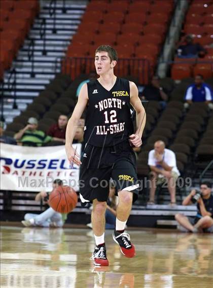 Thumbnail 2 in 2009 THCA All-Star Basketball Game photogallery.